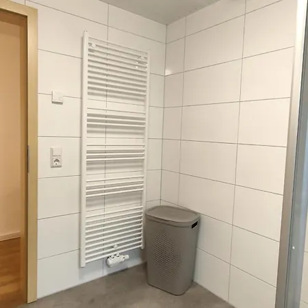 Gemuetliches Luetje Huske Mit Garten, 25666 Apartment