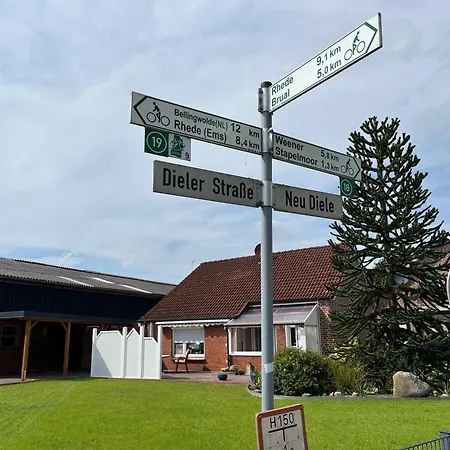 Gemuetliches Luetje Huske Mit Garten, 25666 Apartamento *