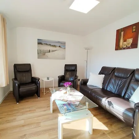 Luetje Huske - & Fahrradurlaub, 25666 Apartmán