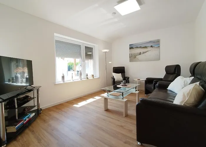 Gemuetliches Luetje Huske Mit Garten, 25666 * Weener